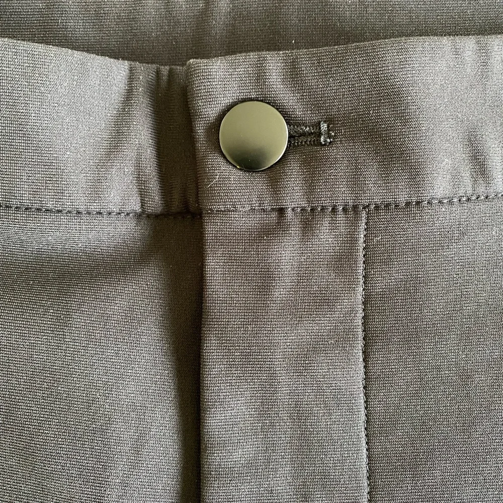Lululemon Mens Commission Shorts 38 waist 11” inch inseam - Picture 5 of 8